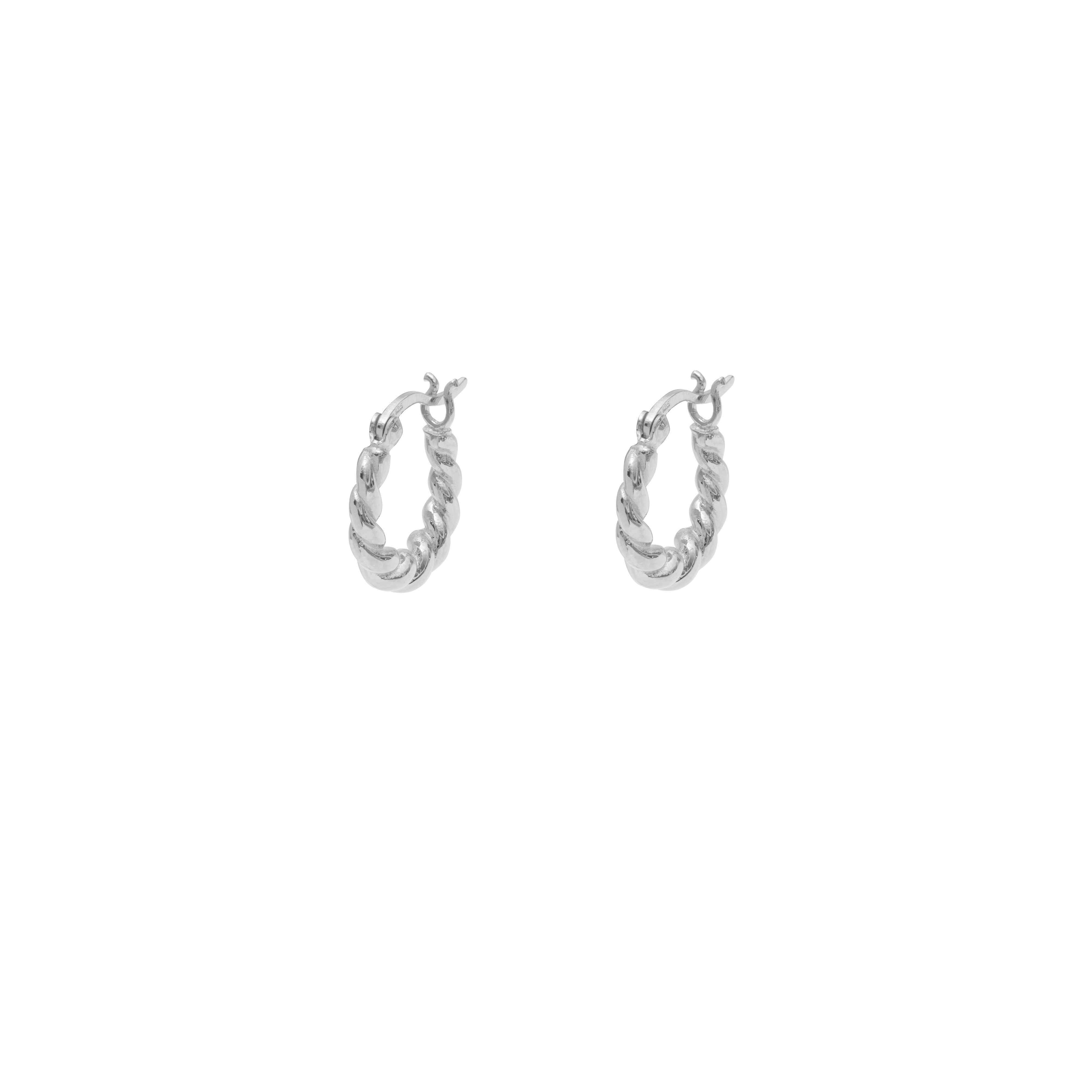 Pixie twist hoop earring | MEZI