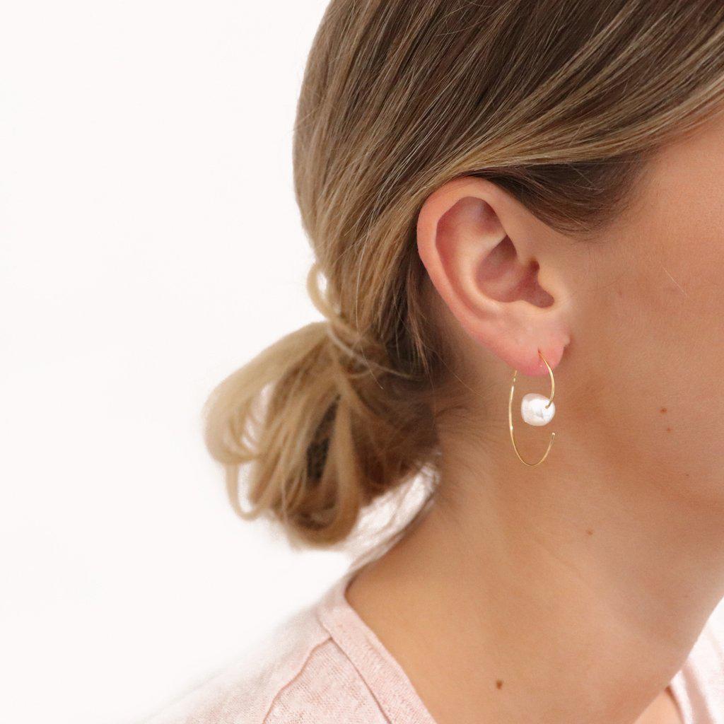 Virginia fresh water pearl hook earrings | MEZI